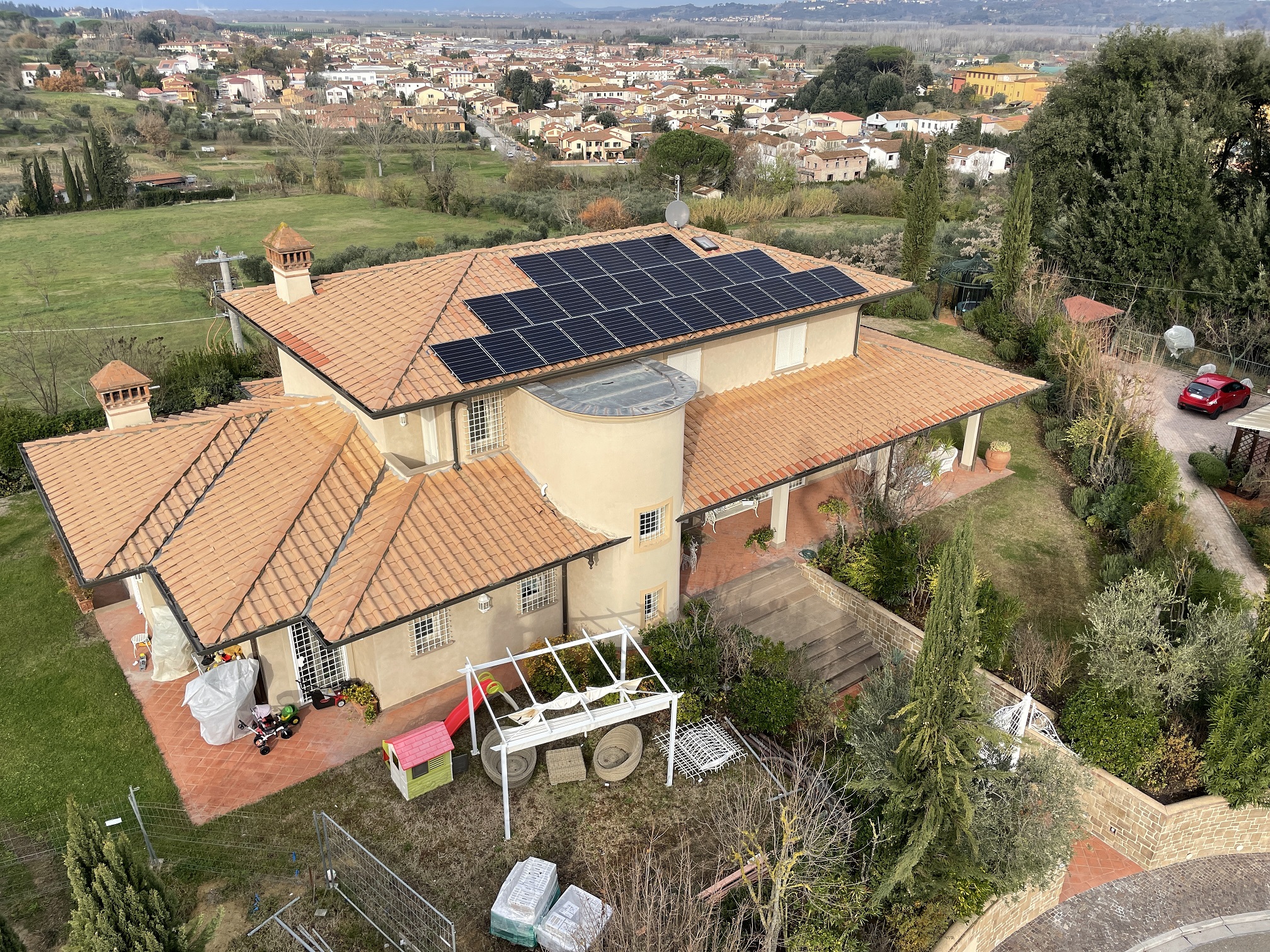 IMPIANTO FOTOVOLTAICO 10 kWp CAPANNOLI (PI)